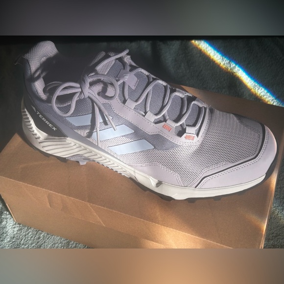 Adidas Terrex - Picture 1 of 7